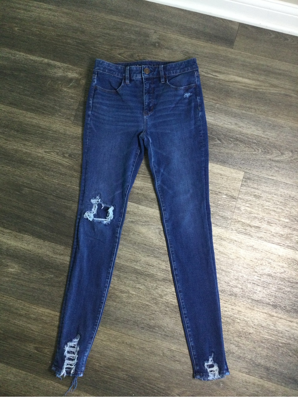 American Eagle Outfitters Dark Blue Distressed Skinny Jeans